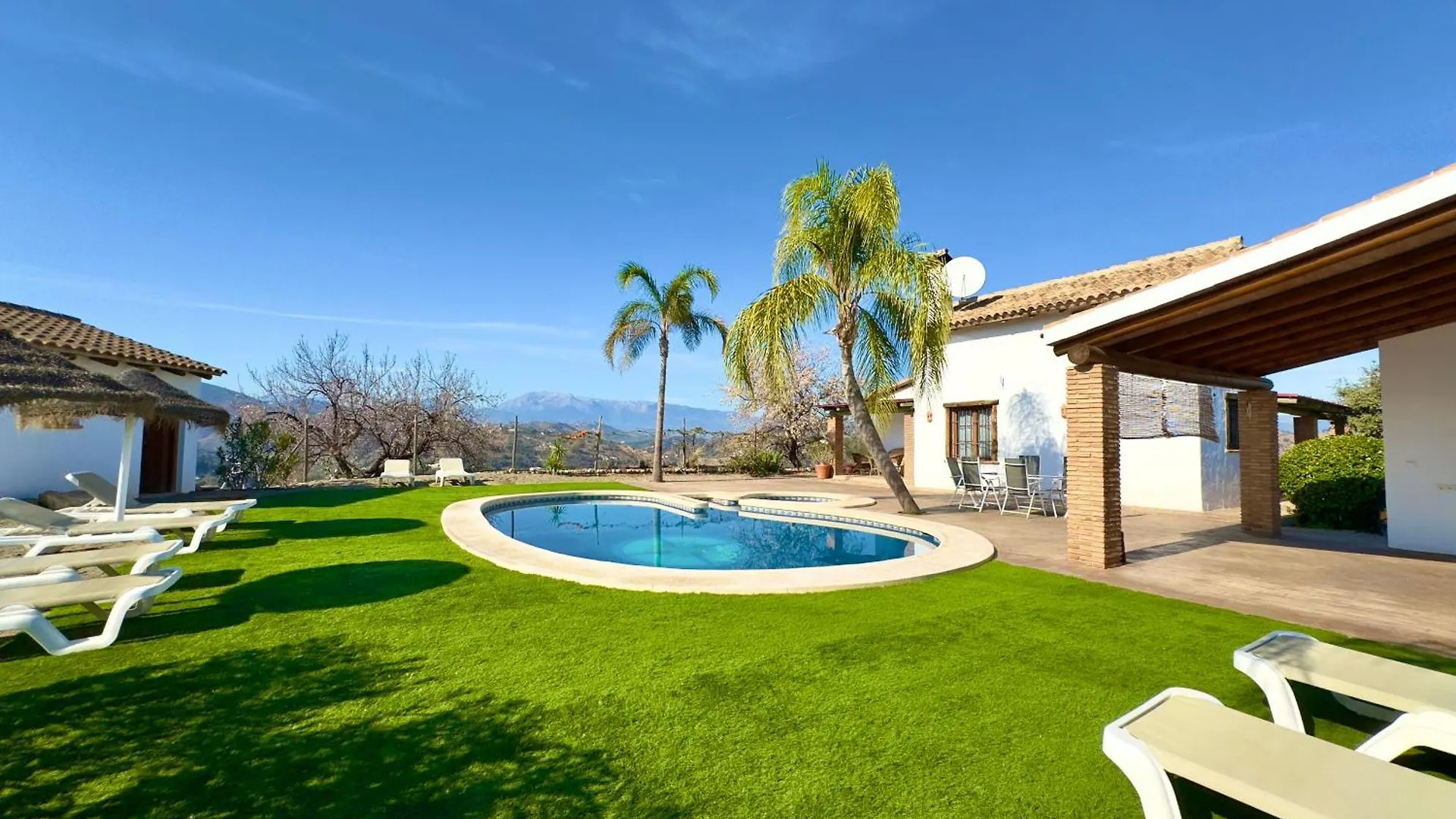 Finca El Cerro - Piscina Y Jacuzzi Malaga Chalet